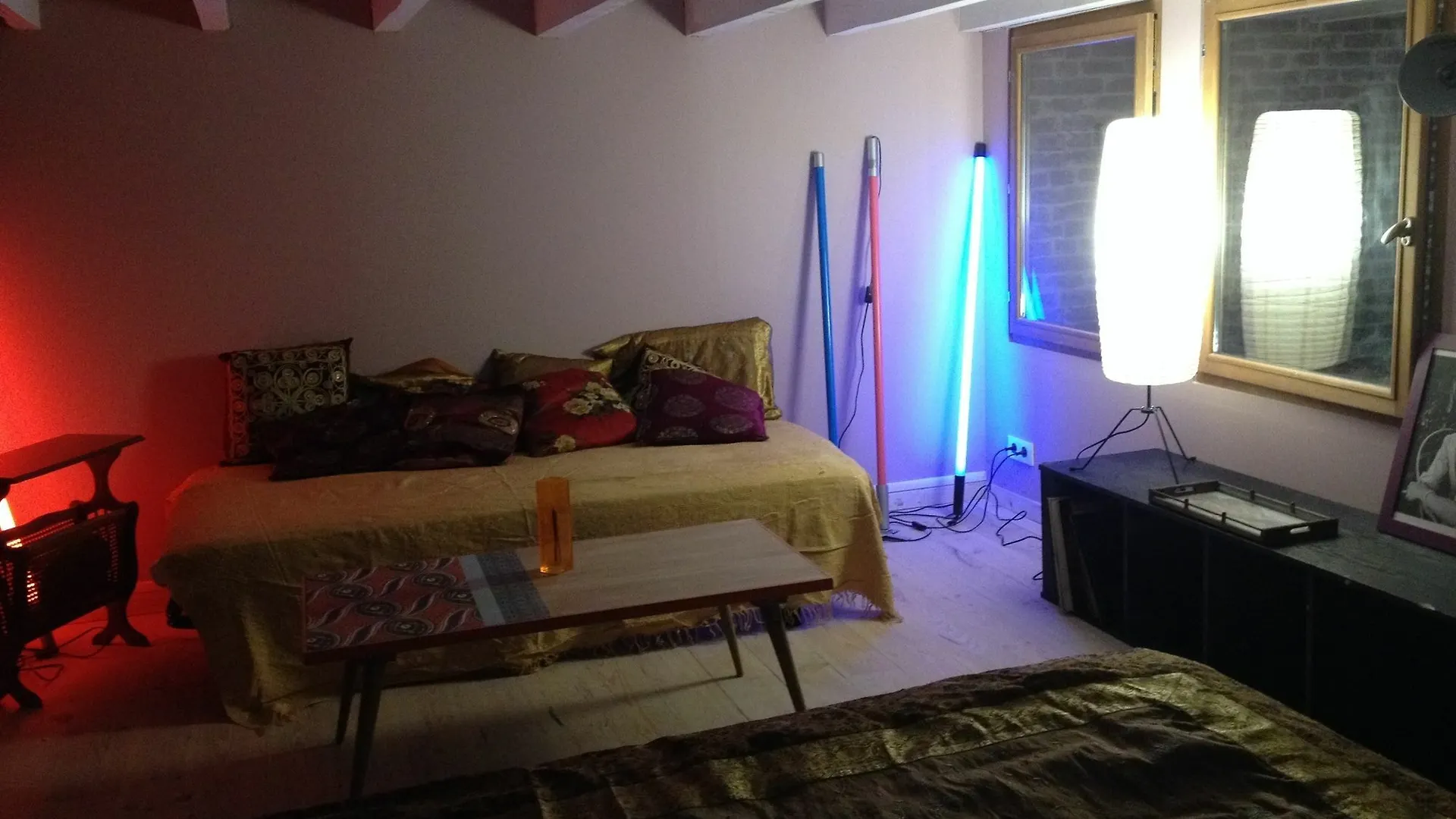Hotel Residence Meublee Larguez Les Ames Art Marseille